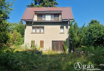 Großes Grundstück mit kleinem Haus und Garage in Traumlage von Woltersdorf