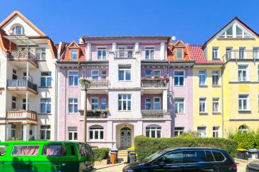 Große Etagenwohnung mit 2 Balkonen in Erfurt Daberstedt – Bild 1 von 32