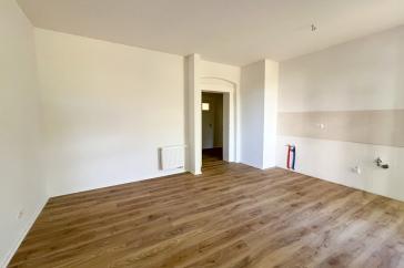 Große Etagenwohnung mit 2 Balkonen in Erfurt Daberstedt – Vorschaubild 11