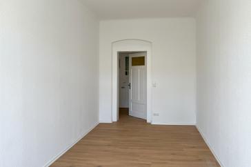 Große Etagenwohnung mit 2 Balkonen in Erfurt Daberstedt – Vorschaubild 14