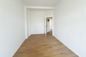 Große Etagenwohnung mit 2 Balkonen in Erfurt Daberstedt – Vorschaubild 16