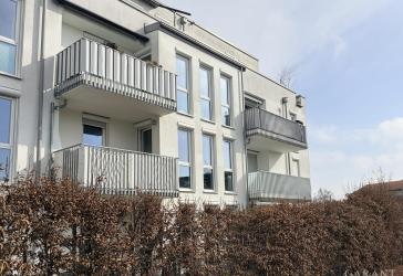 Solide 2 1/2 Zimmer-Wohnung mit durchdachter Aufteilung, viel Licht und moderner Ausstattung