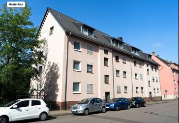 Mehrfamilienhaus in 42113 Wuppertal, Damaschkeweg