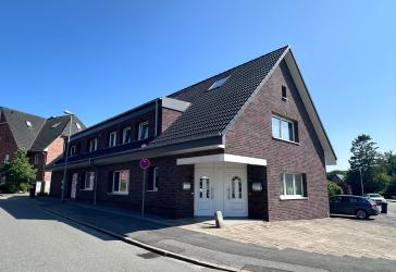 Saniertes Wohnhaus - neue Heizung & Solarthermie – 6 Einheiten als sicheres Investment in Niebüll