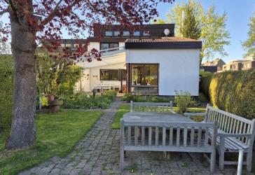 Lichtdurchflutetes Reihenendhaus am Waldrand – familienfreundlich & stadtnah in Ulm-Wiblingen