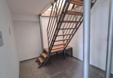 Viel Platz auf 142m² 5-Zimmer-Wohnung mit Terrasse & Balkon in Wuppertal WG-geeignet