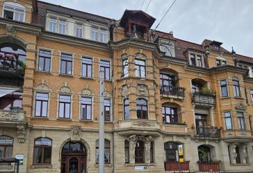 3,5 Zi, Balkon, Nähe Wasaplatz in historischen Gebäude, provisionsfrei