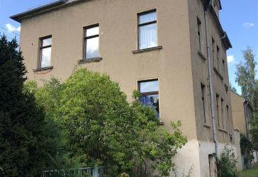 -Provisionsfrei-Sanierungsbedürftiges MFH zur Selbstnutzung oder Kapitalanlage in Gößnitz -