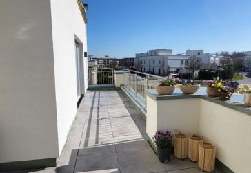 4 Zimmer Oberwohnung mit Balkon im Villenquartier