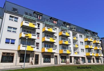 Wohn-/Gaststättengebäude mit Renovierungsbedarf