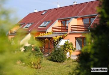 Reihenmittelhaus nebst Terrasse und Garten