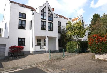 >>> 4 ZK2B2B - wie ein Haus - in ruhiger Süd-West-Wohnlage