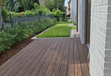 Erstbezug mit Terrasse: Stilvolle 3‑Zi.-Wohnung + Einbauküche inklusive | KfW‑40