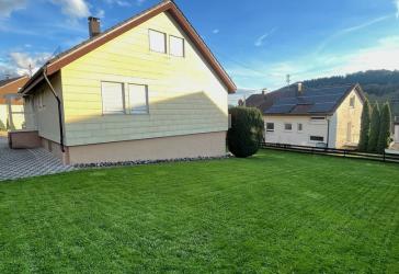 Familienhaus in ruhiger Lage & großem Garten