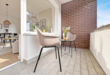 Einzugsbereit und Provisionsfrei * Sonnendurchflutete 2-Zi.-Whg. Stellplatz / sonnig. Balkon