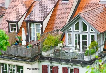 Gemütliche Dachgeschosswohnung mit Balkon