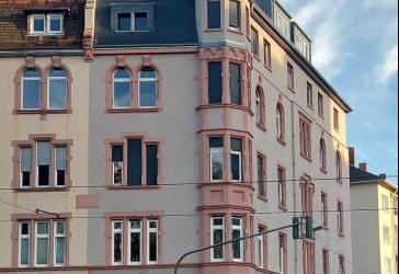 WG-Zimmer 10 m2 in möblierter Frauen-WG in Frankfurt-Bockenheim – sofort verfügbar