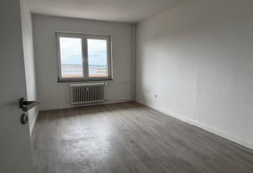 Ruhig wohnen mit Aussicht – 2-Zimmer-Wohnung im 6. OG mit Aufzug