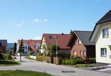 Einfamilienhaus im Stadt-Villenstil mit 0,7 km Entfernung zum Ostseestrand