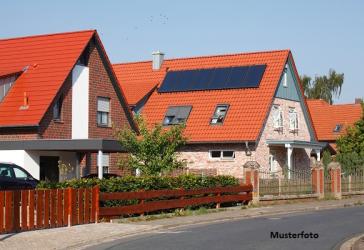 Doppelhaushälfte nebst Dachterrasse