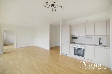 DACHGESCHOSS mit Weitblick! 2 Zimmer Wohnung mit ca. 62 m², EBK und Privat-Gym in Berlin-Mitte! – Vorschaubild 2