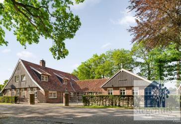 ***STEGEHUIS GMBH*** Großzügiges Wohnen mit historischem Charme im Herzen der Twenter Landschaft in den Niederlande.
