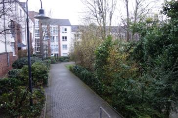 EXKLUSIV BILK NÄHE UNI HELL + RUHIG RENOVIERT KOMPLETT PARKETT DUSCHBAD TG-STELLPL. 1.OG / AUFZUG – Düsseldorf – Vorschaubild 15