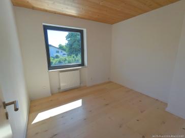 EINZIEHEN UND WOHL FÜHLEN - IM SCHÖNEN WOHNGEBIET VON AUBING, VERKEHRSBERUHIGT, MIT TERRASSEN & BALKON – München – Vorschaubild 11