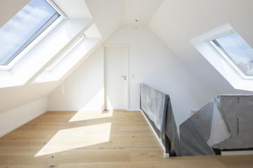 Gut ausgestattete 3 Zimmer-Wohnung mit Dachterrasse & Einbauküche in Düsseldorf Pempelfort – Düsseldorf – Vorschaubild 14