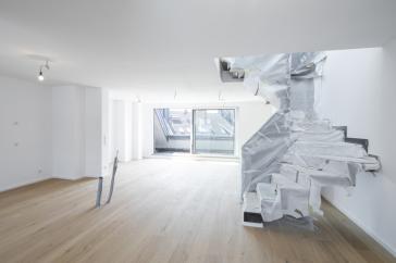 Gut ausgestattete 3 Zimmer-Wohnung mit Dachterrasse & Einbauküche in Düsseldorf Pempelfort – Düsseldorf – Vorschaubild 5
