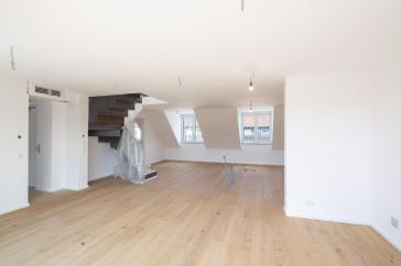 Gut ausgestattete 3 Zimmer-Wohnung mit Dachterrasse & Einbauküche in Düsseldorf Pempelfort – Düsseldorf – Vorschaubild 7