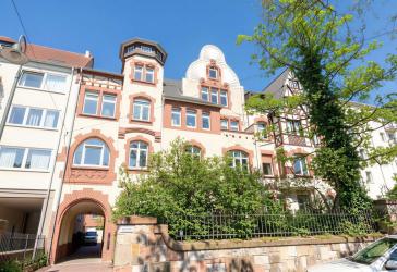 WRS Immobilien - Darmstadt-Bessungen - DG-Maisonette - 5 Zimmer Wohnung mit Balkon