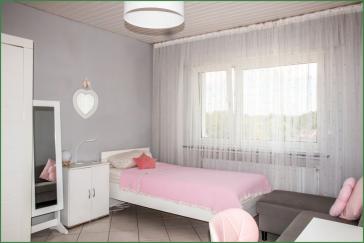 Meisenweg in Burscheid: 4 Zimmer-Wohnung mit dem Wohngefühl eines Hauses - "Dach"-Terrasse, Garten – 51399 Burscheid – Vorschaubild 14