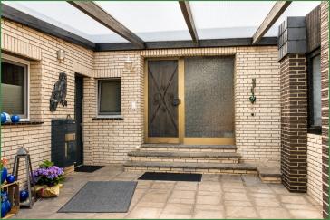 Meisenweg in Burscheid: 4 Zimmer-Wohnung mit dem Wohngefühl eines Hauses - "Dach"-Terrasse, Garten – 51399 Burscheid – Vorschaubild 3