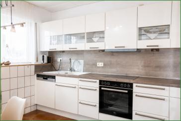 Meisenweg in Burscheid: 4 Zimmer-Wohnung mit dem Wohngefühl eines Hauses - "Dach"-Terrasse, Garten – 51399 Burscheid – Vorschaubild 5