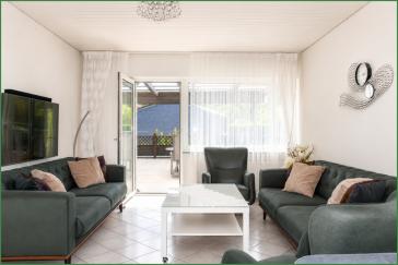 Meisenweg in Burscheid: 4 Zimmer-Wohnung mit dem Wohngefühl eines Hauses - "Dach"-Terrasse, Garten – 51399 Burscheid – Vorschaubild 9