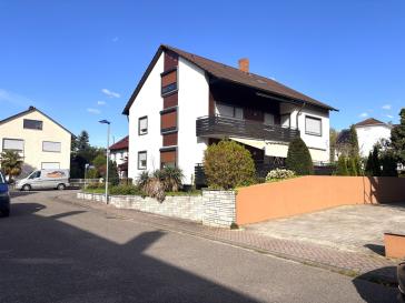 Rohdiamant: 4-Zimmerwohnung mit Balkon – Durmersheim – Vorschaubild 2