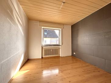 Rohdiamant: 4-Zimmerwohnung mit Balkon – Durmersheim – Vorschaubild 11
