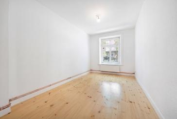 Stilvoll sanierte und frei lieferbare Altbauwohnung in Bestlage -unmittelbare Nähe zum Mühlenkamp – 22301 Hamburg – Vorschaubild 3