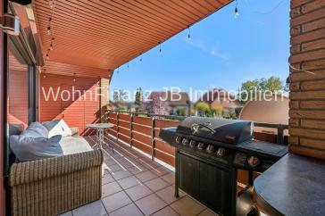 Großes Einfamilienhaus mit Einliegerwohnung, Garage, Carport, Keller und Kamin – Meine / Wedesbüttel – Vorschaubild 11