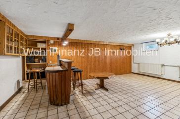 Großes Einfamilienhaus mit Einliegerwohnung, Garage, Carport, Keller und Kamin – Meine / Wedesbüttel – Vorschaubild 16
