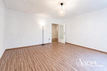 Ruhige bezugsfreie 1-Zimmer-Wohnung mit Balkon in Top-Lage Wilmersdorf – Vorschaubild 4