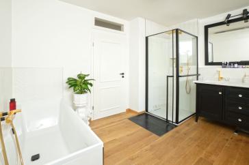 Exklusive 3-Zimmer-Wohnung mit Balkon, Einbauküche, Garage und Stellplatz in Düsseldorf Düsseltal – Düsseldorf – Vorschaubild 12