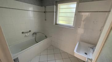 Property thumbnail 25