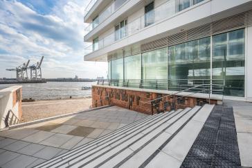 Maritimer Luxus in Perfektion – Stilvolle 2-Zimmer-Residence im FIFTYNINE am Strandkai – Hamburg – Vorschaubild 13