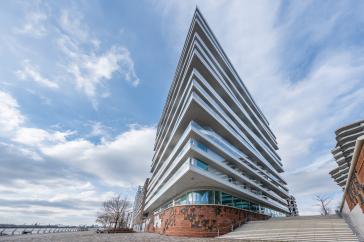 Maritimer Luxus in Perfektion – Stilvolle 2-Zimmer-Residence im FIFTYNINE am Strandkai – Hamburg – Vorschaubild 14