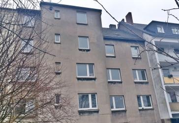 Bochum-Hamme: Mehrfamilienhaus mit 8 Wohnungen und Ausbaupotential
