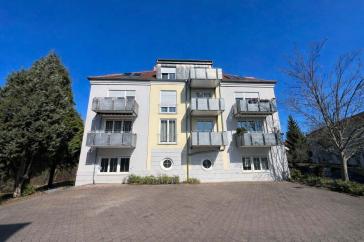 VERMIETETE EIGENTUMSWOHNUNG IN SCHÖNER LAGE