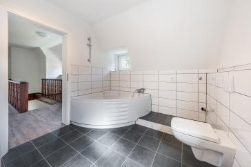 Property thumbnail 7