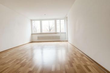 WRS Immobilien - käuferprovisionsfrei - Offenbach - 3 Zimmer ETW in zentraler Lage + am Main – 63065 Offenbach – Bild 1 von 26